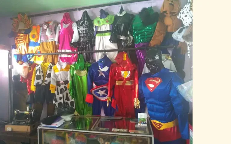 que monitos disfraces 768x480